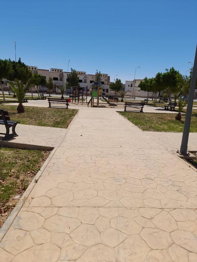 Appartement Nador Wifi Gratuit Clima Mobile エクステリア 写真
